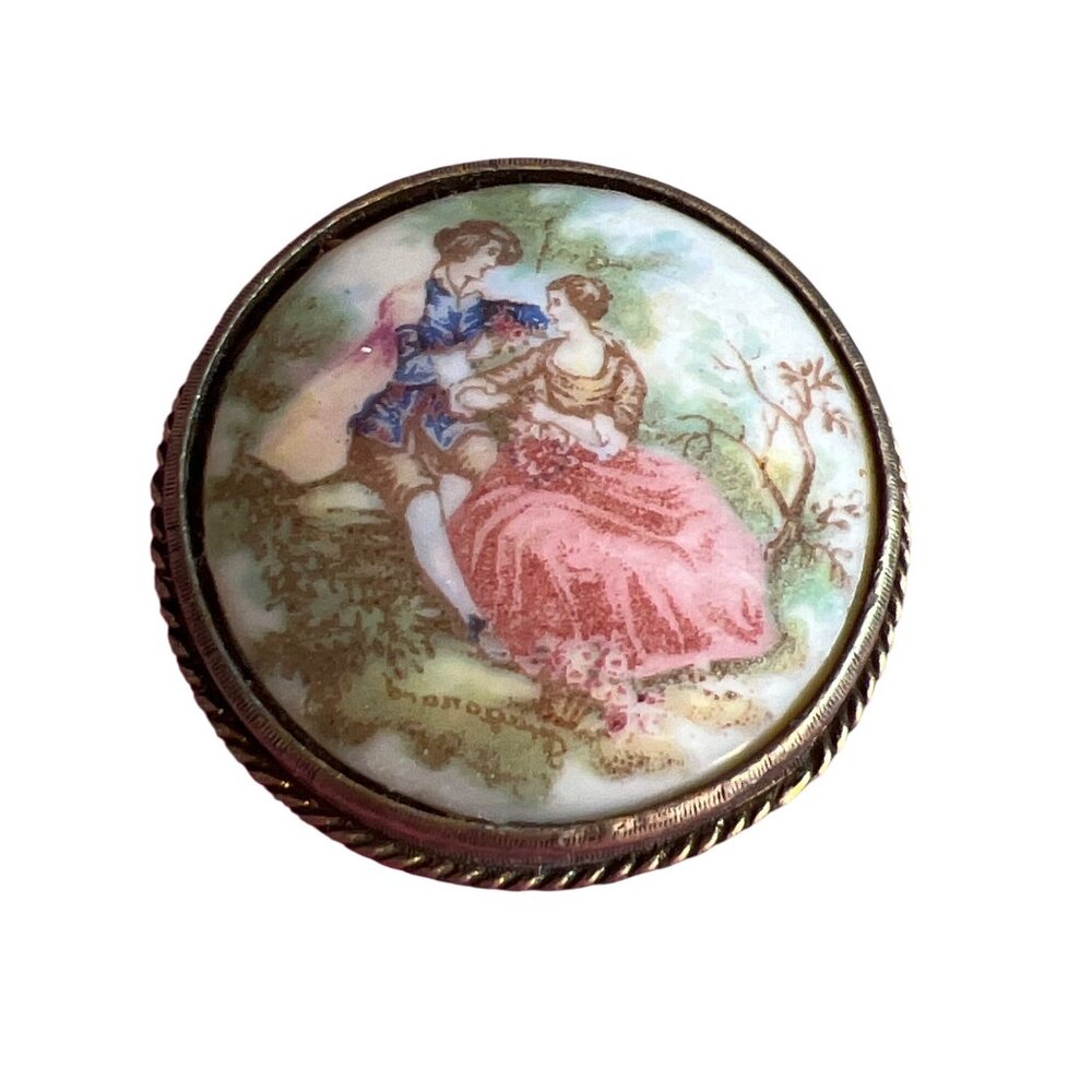 Vintage Porcelain Transferware Brooch Courting Couple Gold Tone Round Estate 1.5
